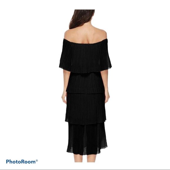 ⚡️ Black Off The Shoulder Ruffled Layered Dress ~ Size S ⚡️ - Picture 2 of 4